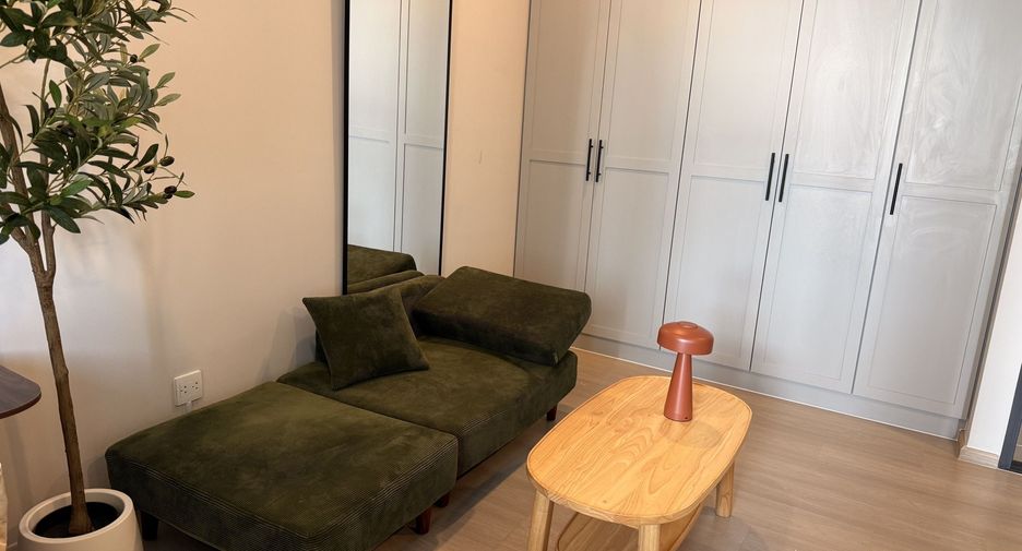Wohnung zur Miete mit Studio in Phra Khanong, Bangkok