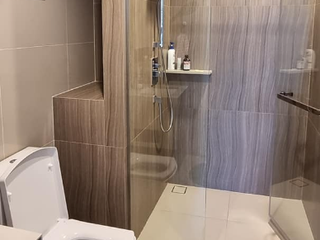 For rent 2 bedrooms condo in Phaya Thai, Bangkok