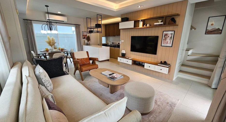 Casa en alquiler de 3 habitaciones en Prawet, Bangkok