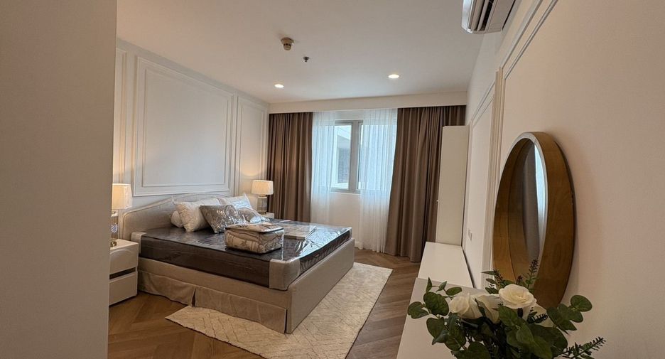 For rent 1 bed condo in Yan Nawa, Bangkok