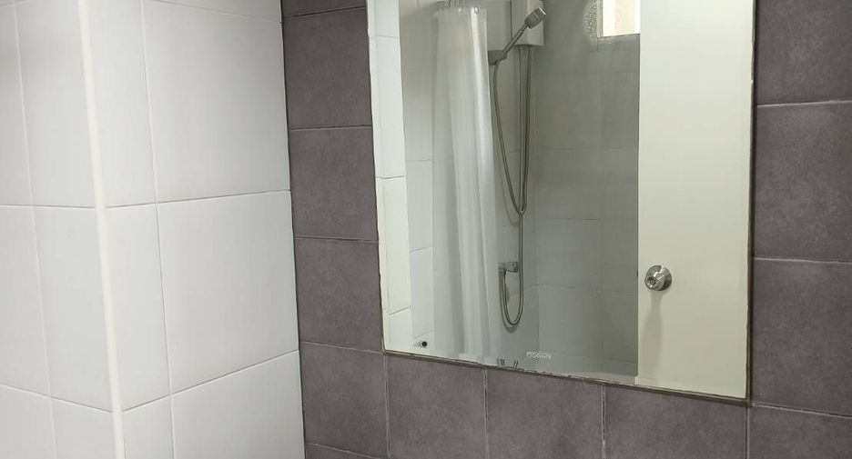 For rent 1 Beds condo in Phra Khanong, Bangkok
