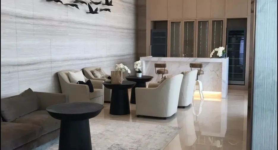 For rent 1 bed condo in Watthana, Bangkok