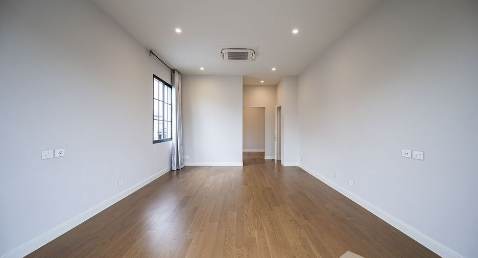 出租 4 卧室 独立屋 在 Bang Kapi, 曼谷