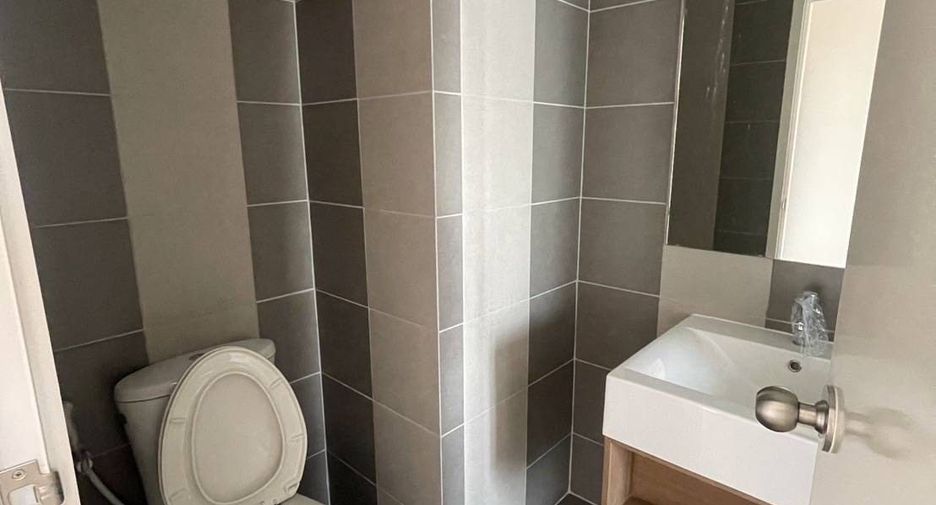 For rent 1 bed condo in Thon Buri, Bangkok