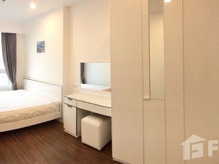 For rent 1 bed condo in Yan Nawa, Bangkok