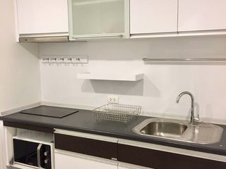 For rent 1 bed condo in Yan Nawa, Bangkok