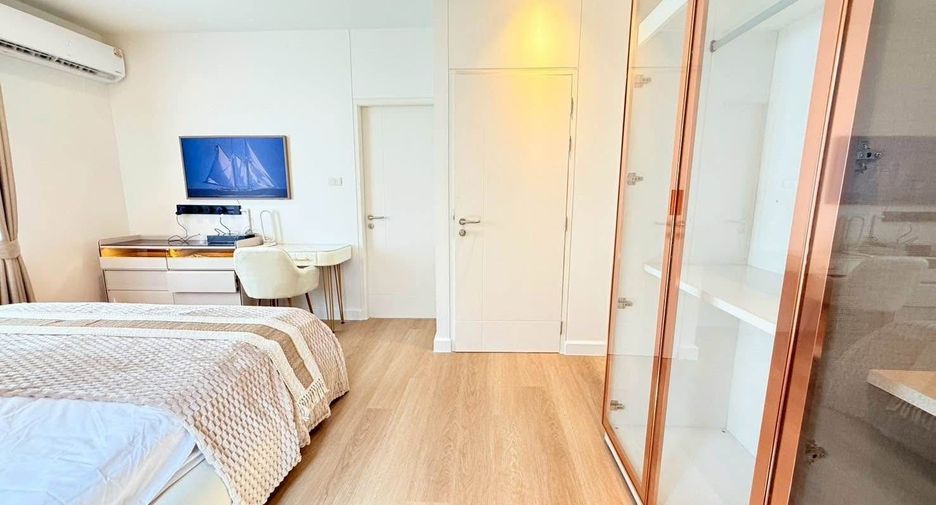 Casa en alquiler de 3 habitaciones en Chatuchak, Bangkok