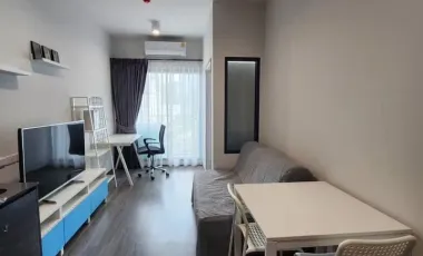 Wohnung zur Miete mit 1 Zimmer in Bang Rak, Bangkok