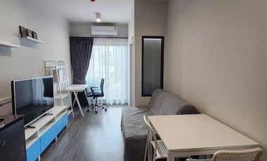 Condo en alquiler de 1 habitaciones en Bang Rak, Bangkok