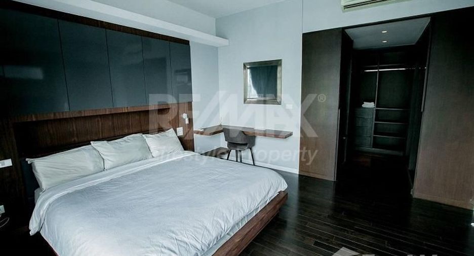 À louer 2 chambres condo à Pathum Wan, Bangkok