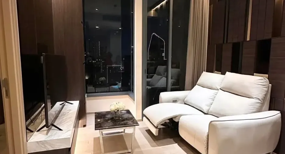 For rent 1 bed condo in Watthana, Bangkok