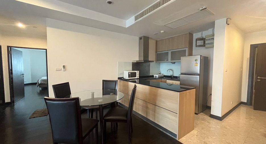 For rent 2 bedrooms condo in Sathon, Bangkok
