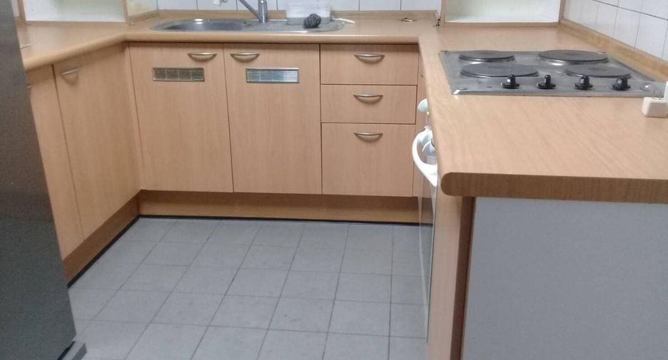 For rent 2 bedrooms condo in Pathum Wan, Bangkok