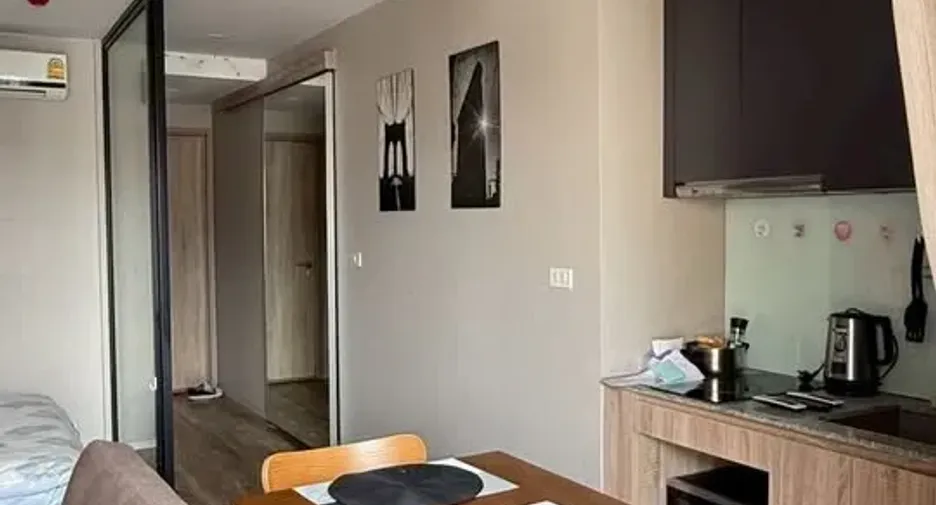 Wohnung zur Miete mit Studio in Sathon, Bangkok