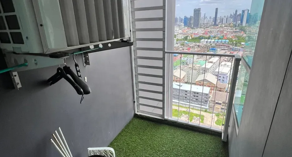 For rent 1 bed condo in Watthana, Bangkok