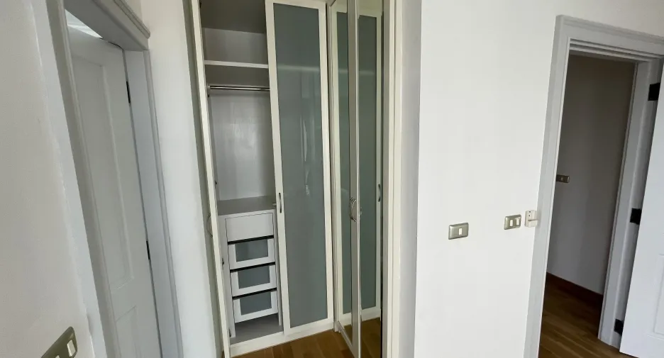 Wohnung zur Miete mit 3 Zimmer in Watthana, Bangkok
