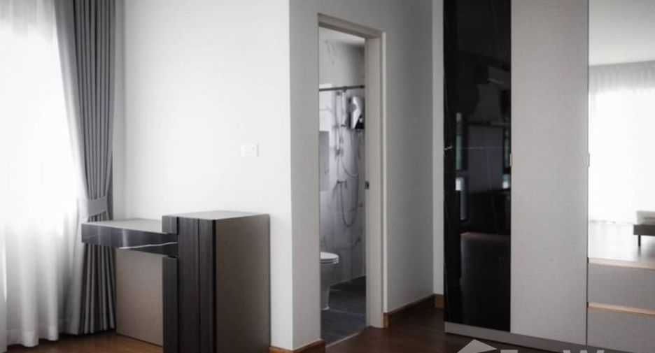 Casa en alquiler de 4 habitaciones en Bang Phli, Samut Prakan