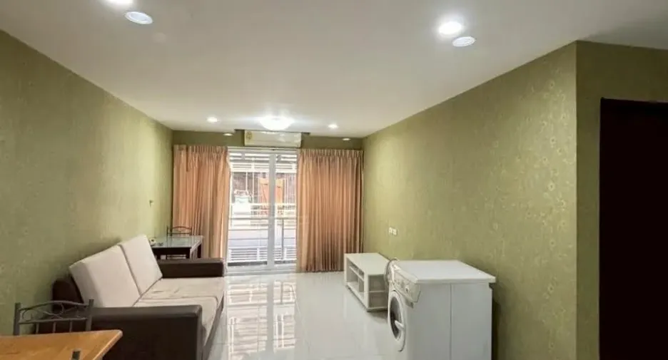 Wohnung zur Miete mit 1 Zimmer in Watthana, Bangkok