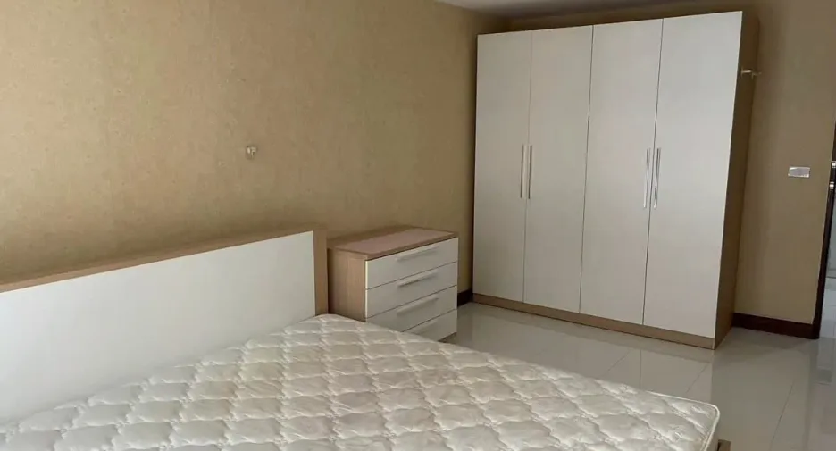 Wohnung zur Miete mit 1 Zimmer in Watthana, Bangkok
