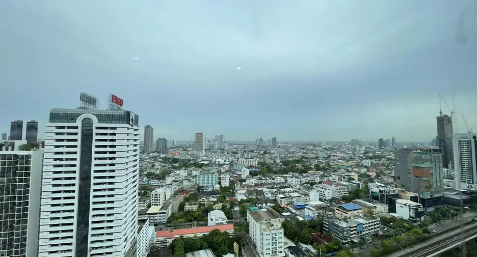 À louer 1 chambre condo à Khlong San, Bangkok