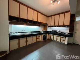 For rent 2 bedrooms apartment in Khlong Toei, Bangkok