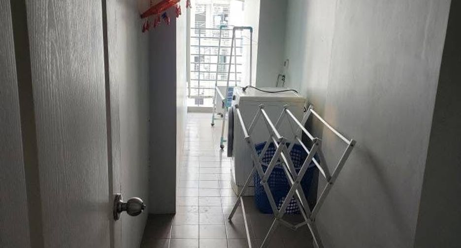 出租 2 卧室 公寓 在 Huai Khwang, 曼谷