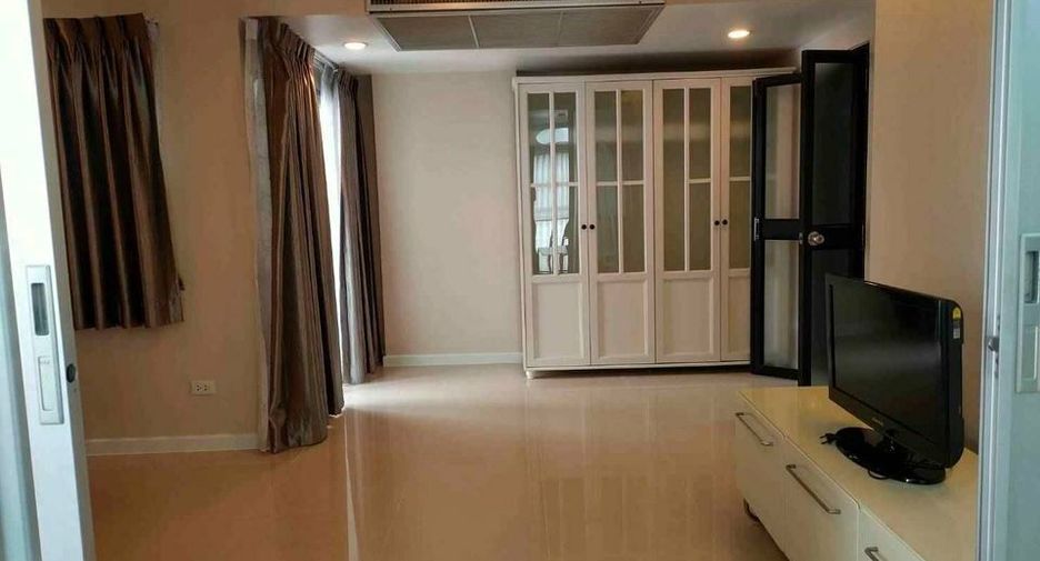 For rent 2 ベッドルーム condo in Khlong Toei, Bangkok