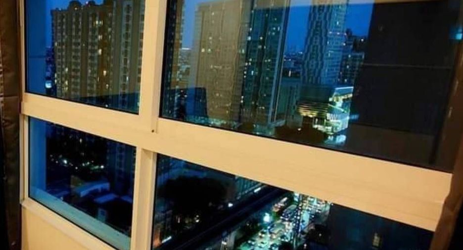 Condo en alquiler de 1 habitaciones en Khlong Toei, Bangkok