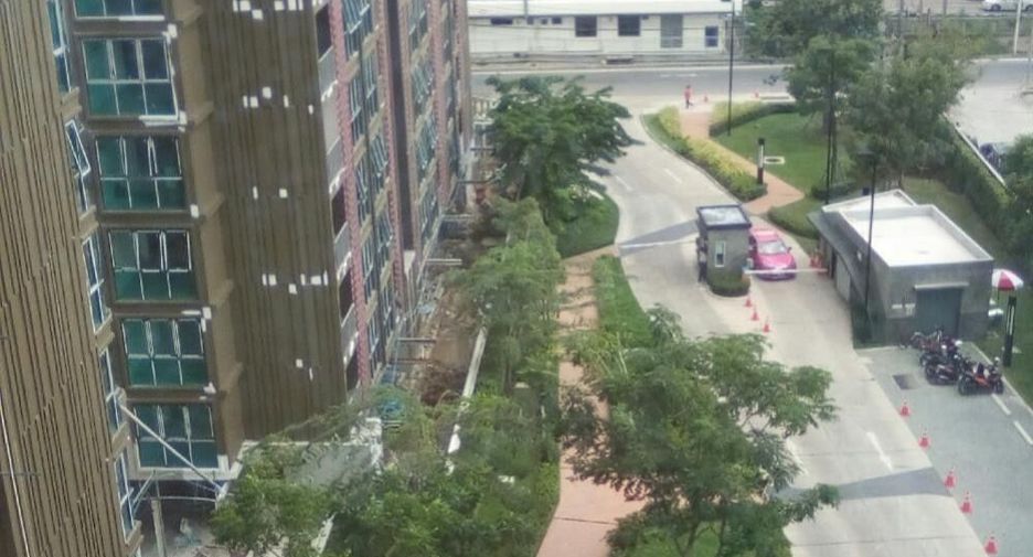 Wohnung zur Miete mit 1 Zimmer in Huai Khwang, Bangkok
