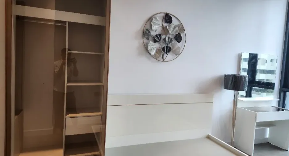 For rent 2 bedrooms condo in Sathon, Bangkok