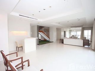 For rent 4 bedrooms condo in Pathum Wan, Bangkok