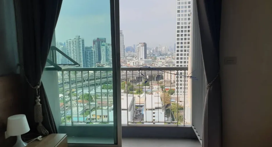 À louer 1 chambre condo à Phra Khanong, Bangkok
