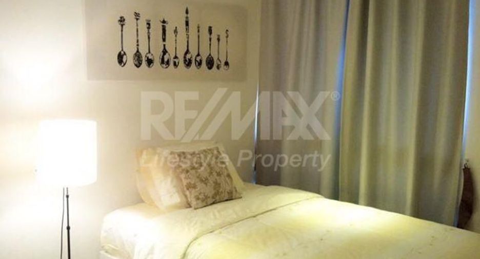 For rent 2 bedrooms condo in Watthana, Bangkok