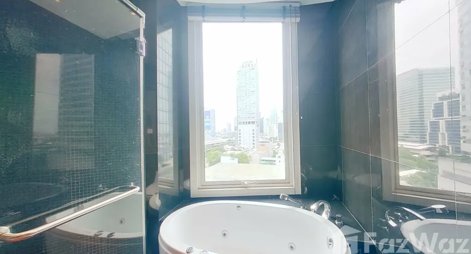 For rent 2 ベッドルーム condo in Sathon, Bangkok