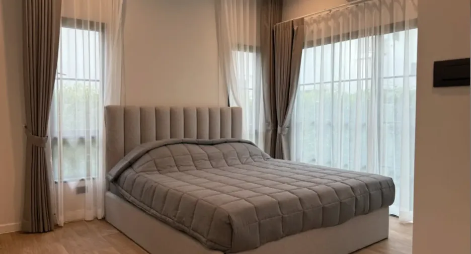 ให้เช่า 4 ห้องนอน บ้านเดี่ยว ใน บางพลี, สมุทรปราการ