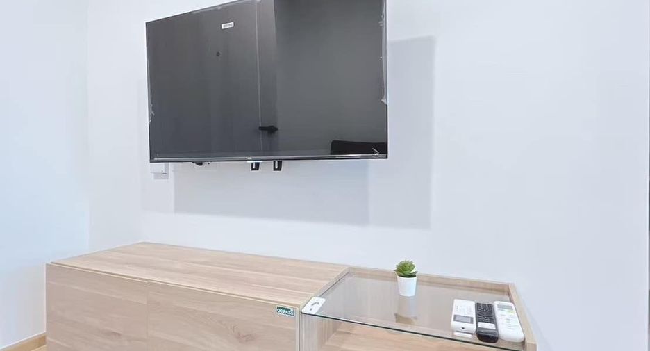 For rent 1 bed condo in Wang Thonglang, Bangkok