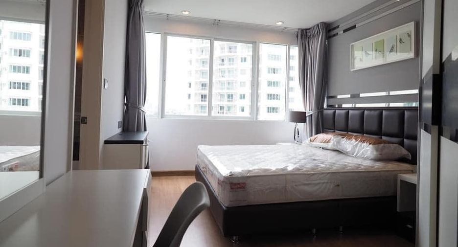Wohnung zur Miete mit 2 Zimmer in Huai Khwang, Bangkok