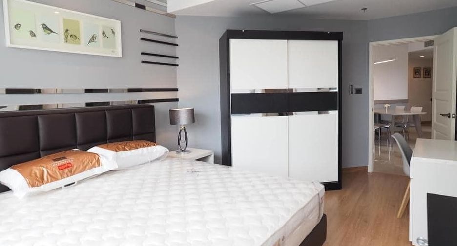 Wohnung zur Miete mit 2 Zimmer in Huai Khwang, Bangkok