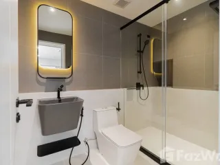 Condo en alquiler de 2 habitaciones en Bang Kho Laem, Bangkok
