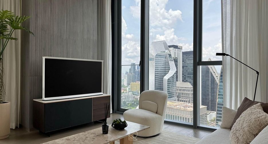 For rent 1 bed condo in Pathum Wan, Bangkok