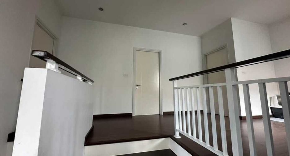 For rent 3 bedrooms house in Sai Mai, Bangkok