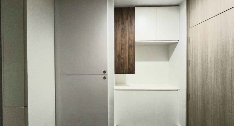 Condo en alquiler de 1 habitaciones en Pathum Wan, Bangkok