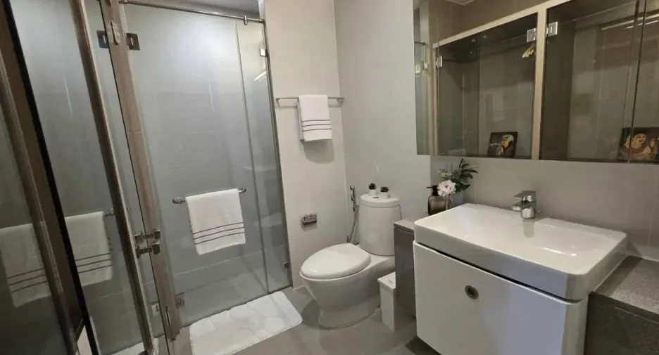 Condo en alquiler de 1 habitaciones en Pathum Wan, Bangkok