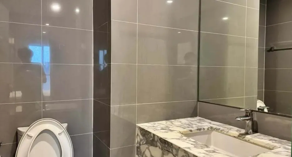 For rent 1 bed condo in Pathum Wan, Bangkok