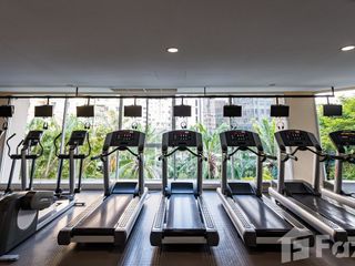For rent 3 bedrooms apartment in Yan Nawa, Bangkok