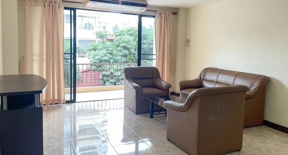 For rent 2 bedrooms apartment in Khlong Toei, Bangkok