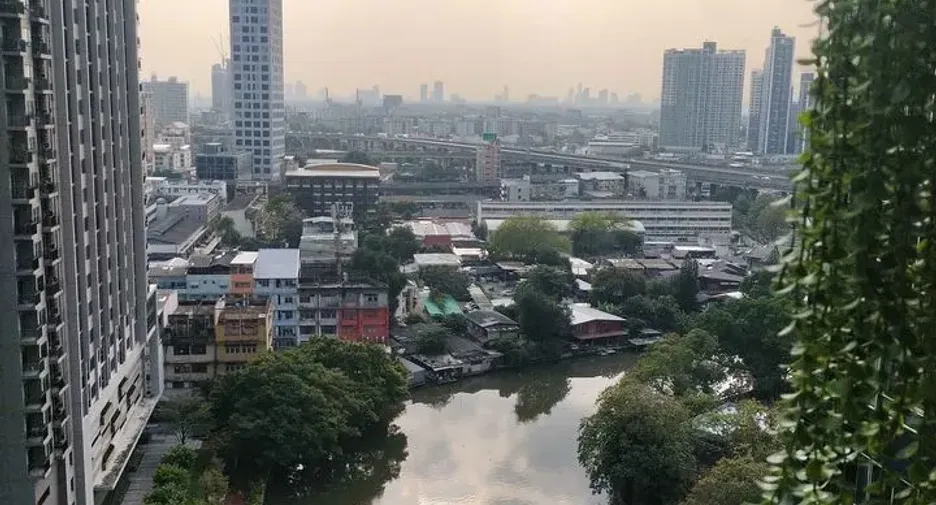 For rent 1 bed condo in Watthana, Bangkok