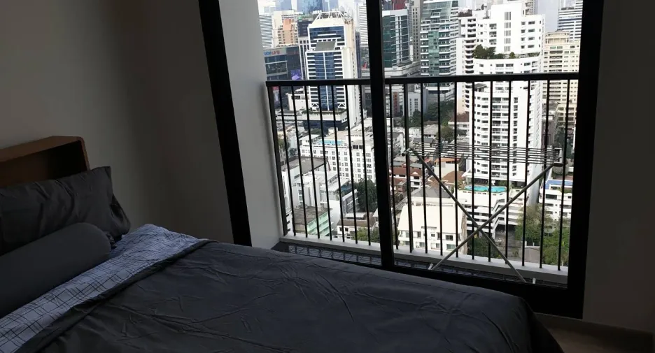 For rent 2 bedrooms condo in Watthana, Bangkok