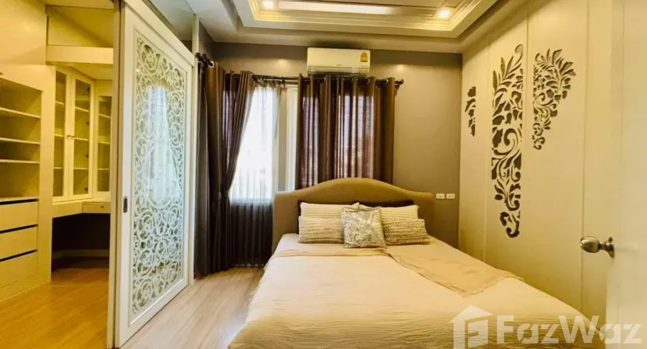 For rent 4 bedrooms townhouse in Bang Phli, Samut Prakan