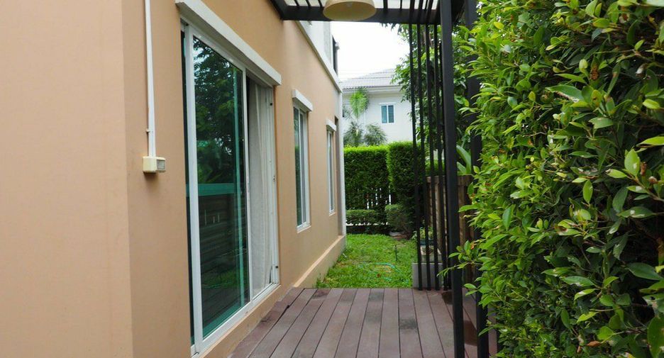 For rent 3 bedrooms house in Suan Luang, Bangkok